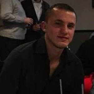 Meet your Posher, Fatos